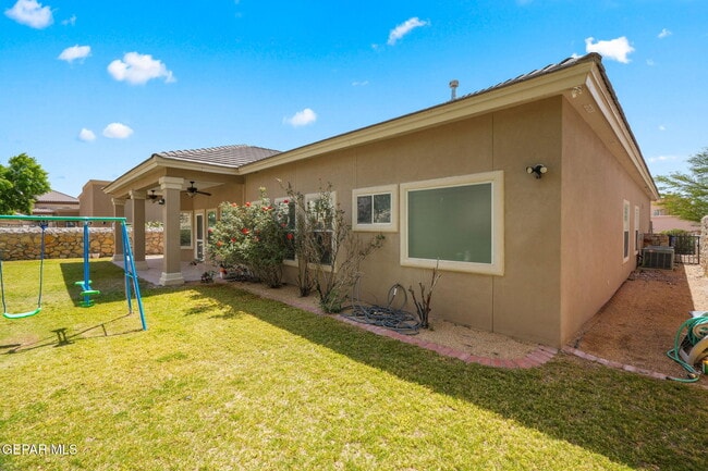 Building Photo - 6400 Franklin Crest Drive