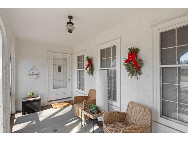 Building Photo - 2721 29th Ave NE