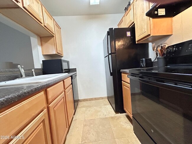 Building Photo - 14203 N 19th Ave