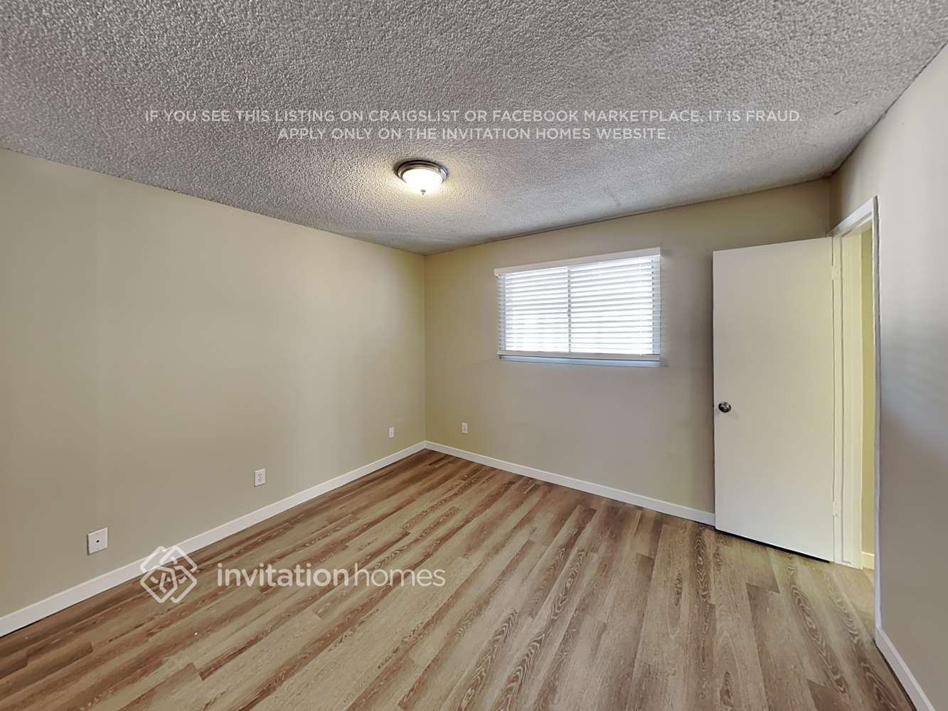 Building Photo - 3844 W Acapulco Ln