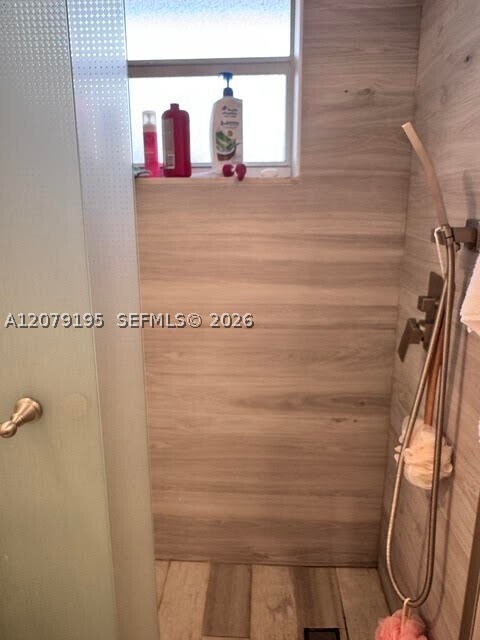 Building Photo - 1680 NE 191st St