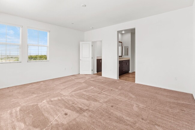 Building Photo - 1205 Calle Seabass