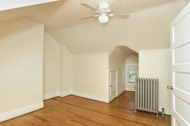 3rd Floor Bedroom - 8006 3rd St