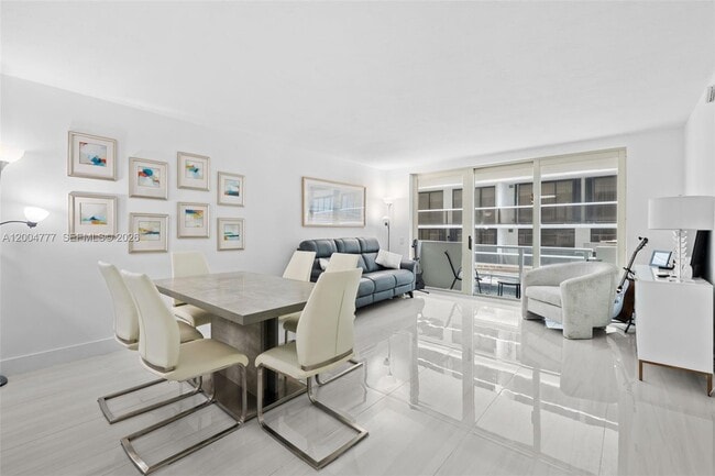 Building Photo - 9499 Collins Ave