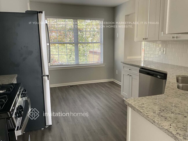 Building Photo - 1306 Waymar Way SW