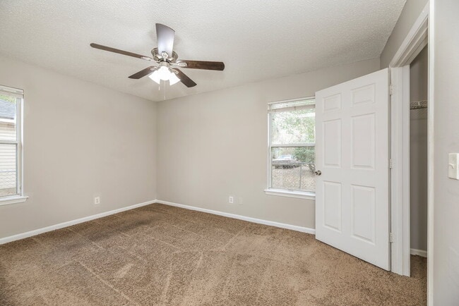 Building Photo - 3313 Fitzgerald St