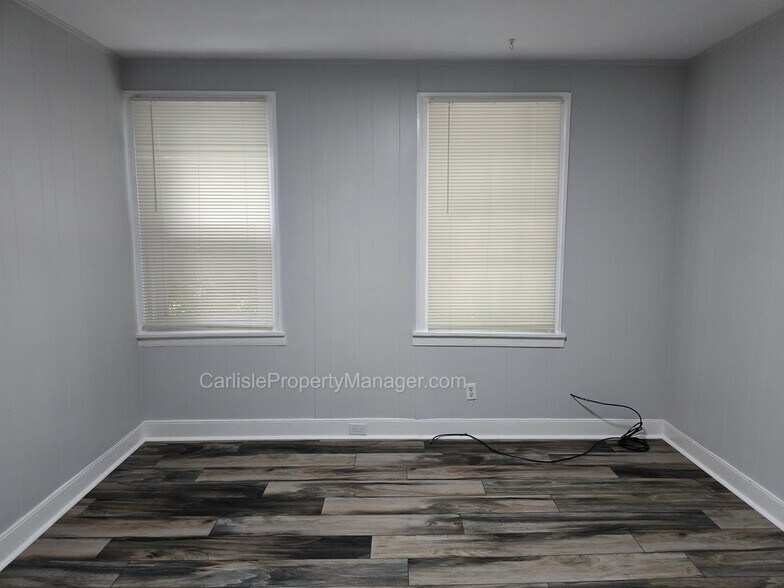 Building Photo - 46 S Bedford St