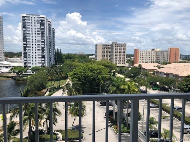 Building Photo - 2801 NE 183rd St