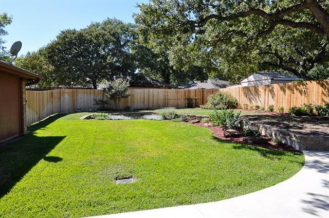 Building Photo - 3 Whispering Vine Ct