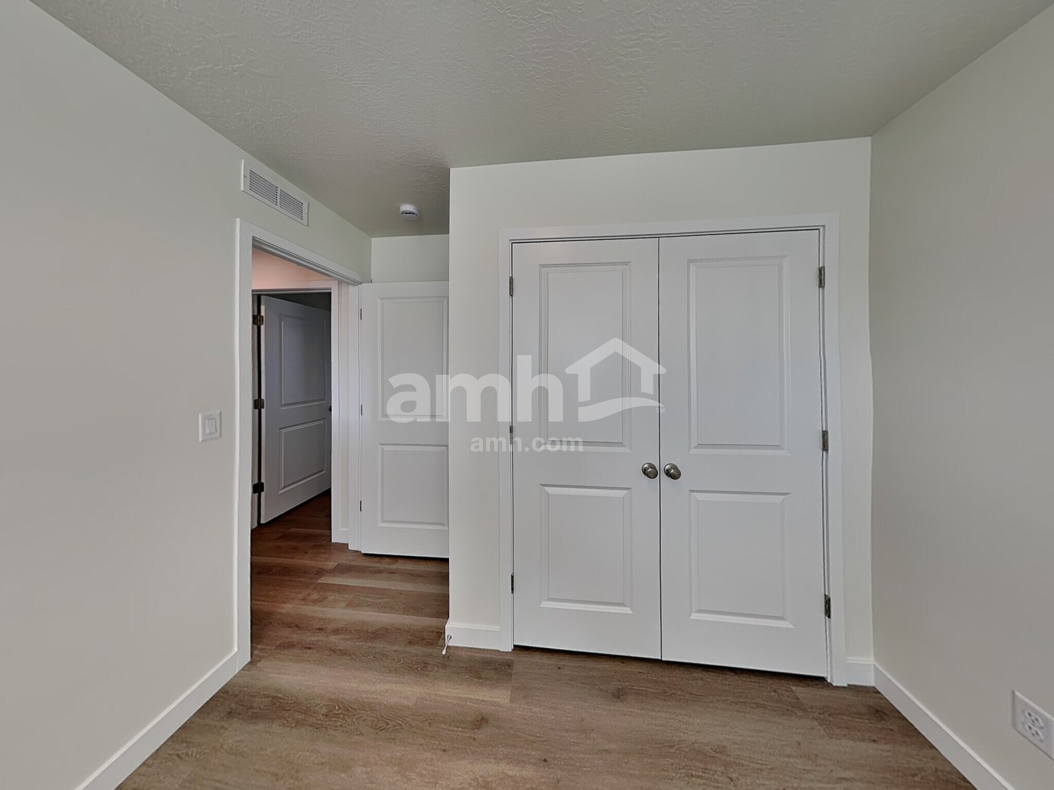 Building Photo - 4672 W Ore Strm Rd