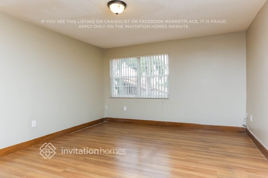 Building Photo - 14350 SW 110th Terrace