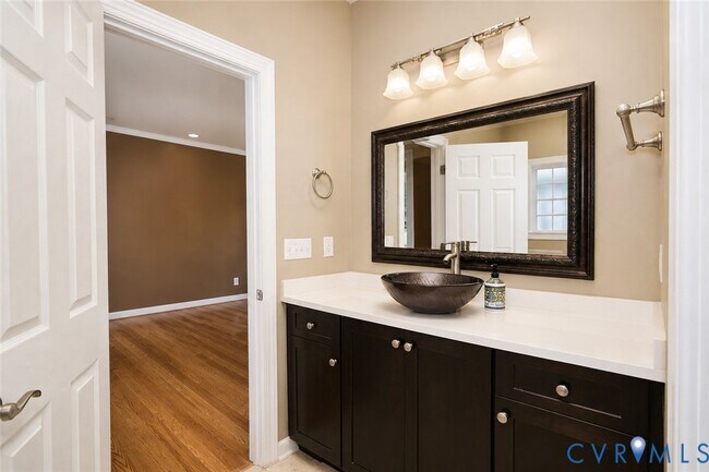Building Photo - 11320 Sadler Oaks Dr