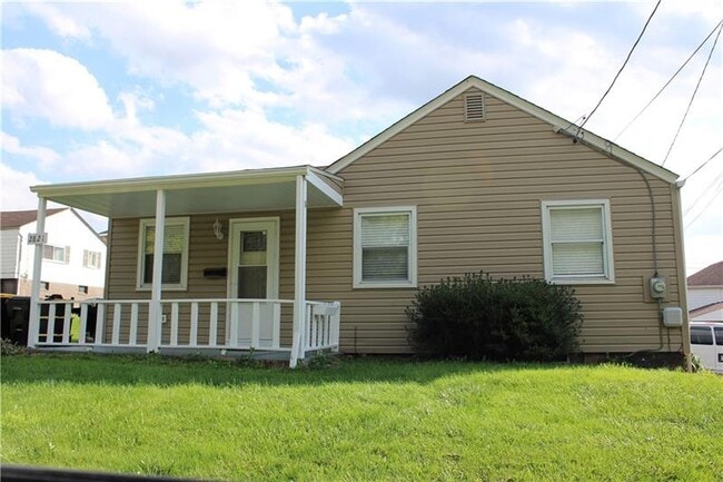 Building Photo - 2821 Bertha St