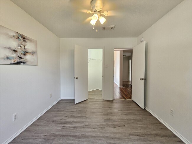 Building Photo - 20806 Dewberry Creek Ln