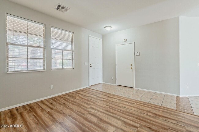 Building Photo - 3122 W Apollo Rd