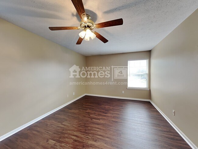 Building Photo - 720 Burr Oak Drive