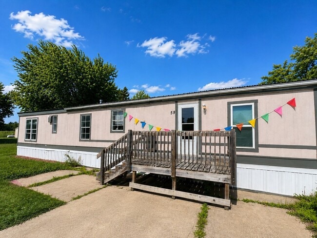 Building Photo - 2552 Smith Ave