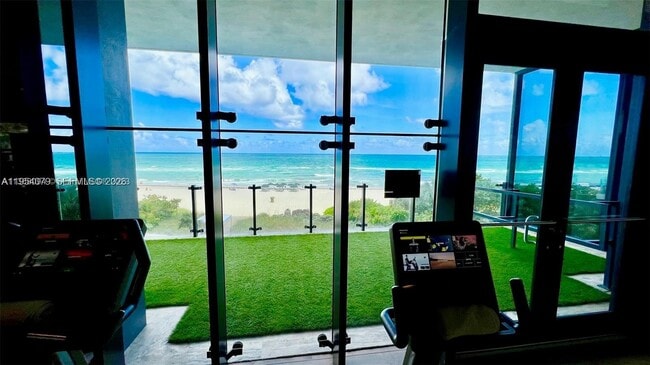 Building Photo - 17141 Collins Ave