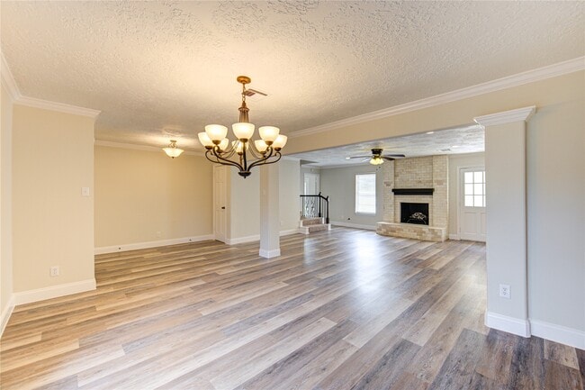 Building Photo - 9115 Taidswood Dr