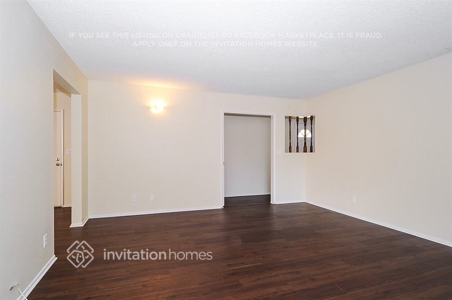 Building Photo - 35334 Mountain View St