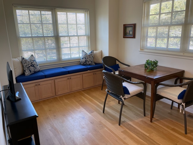 Building Photo - Beautiful Mediterranean 2-Bedroom House in...