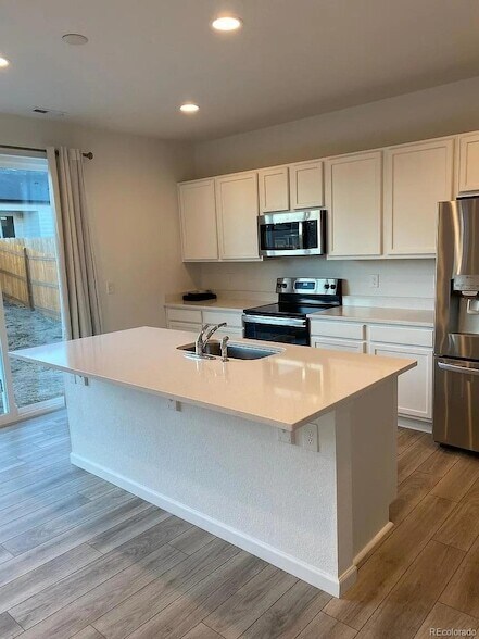 Building Photo - 2714 Admer Dr