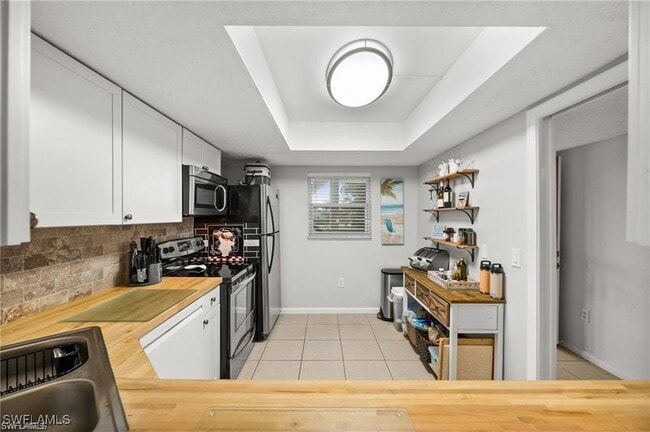 Building Photo - 9395 Pennsylvania Ave