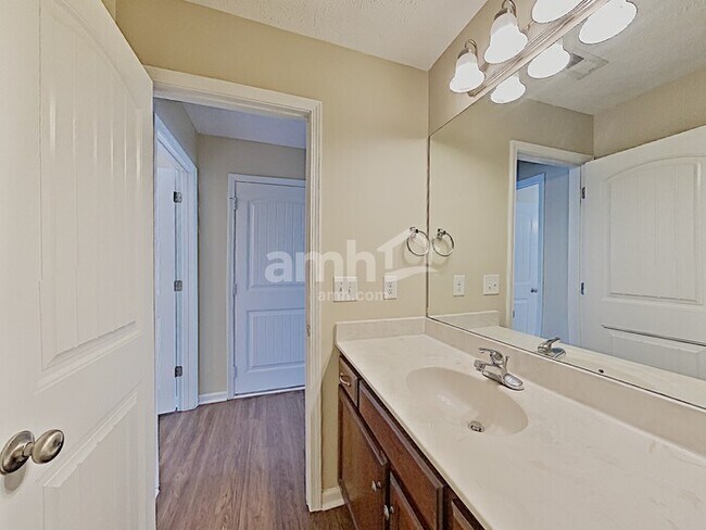 Building Photo - 508 Keel Ct