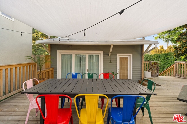 Building Photo - 6031 Mesa Ave