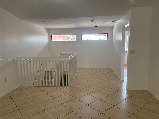 Building Photo - 9620 SW 138th Ave