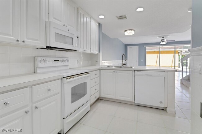 Building Photo - 28721 Alessandria Cir
