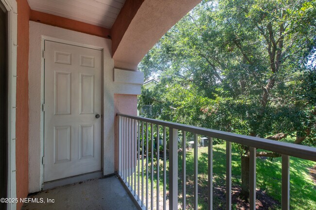 Building Photo - 13785 Herons Landing Way