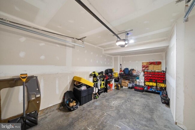 Building Photo - 338 Nocking Point Blvd