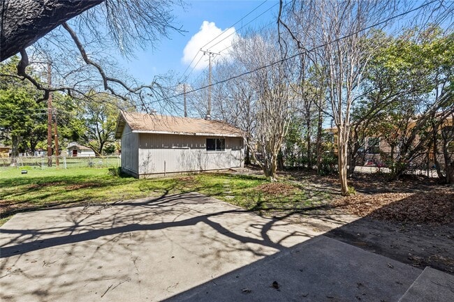 Building Photo - 1809 Westway Ave