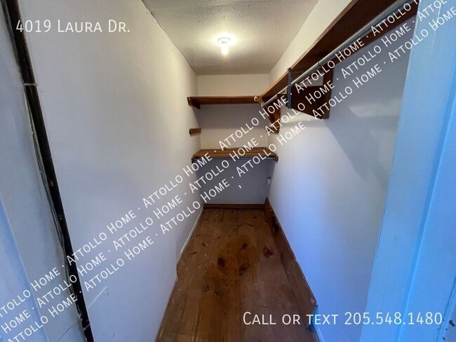 Building Photo - 4019 Laura Dr