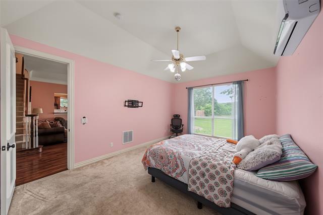 Building Photo - 1335 Bradford Dr