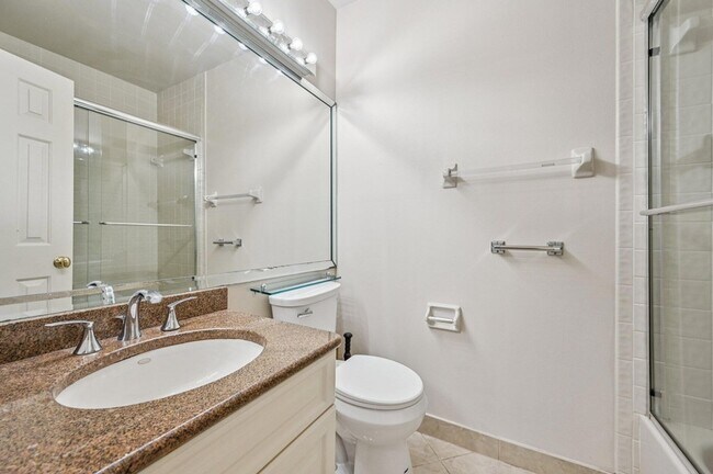 Building Photo - 1103 Duncan Cir