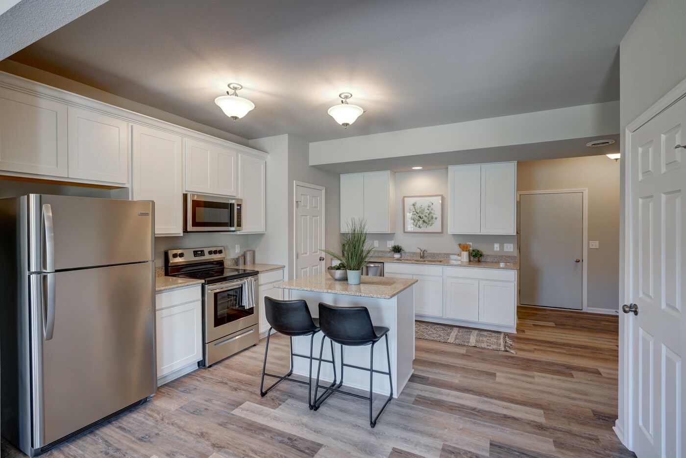 Building Photo - 619 McKay Way