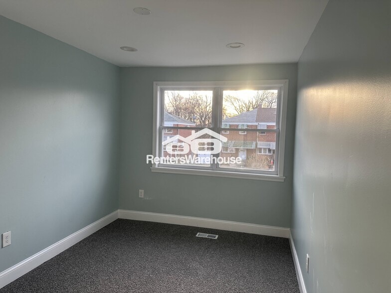 Building Photo - 4045 St Monica Dr