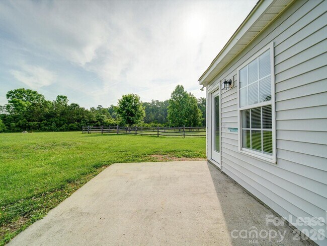 Building Photo - 3702 Cardinal Bluff Ln