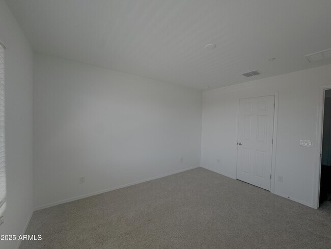 Building Photo - 13370 W Eagle Feather Rd