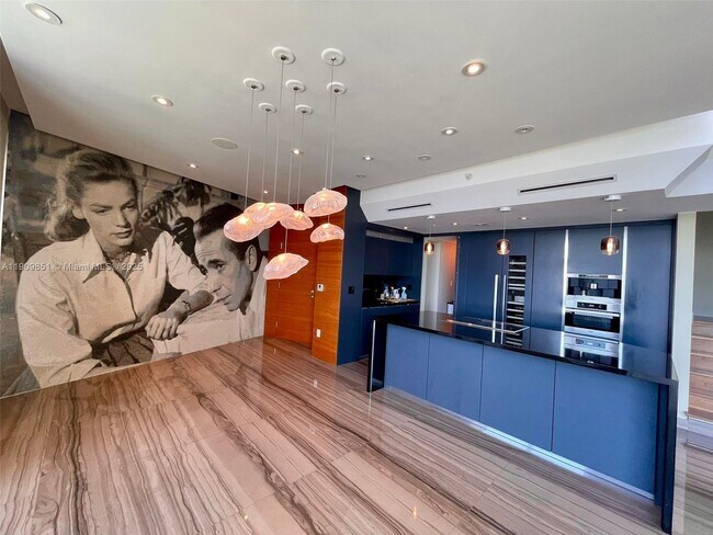 Primary Photo - 92 SW 3rd St