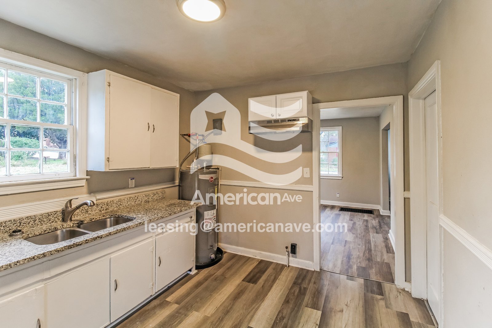 Building Photo - 2902 Pecan St