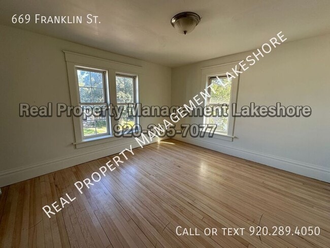 Building Photo - 669 Franklin St