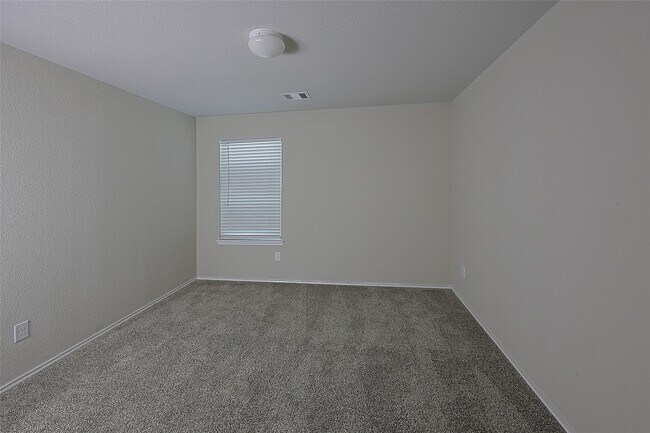 Building Photo - 5542 Redwood Summit Ln
