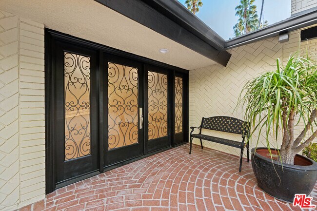 Building Photo - 17449 Sumiya Dr