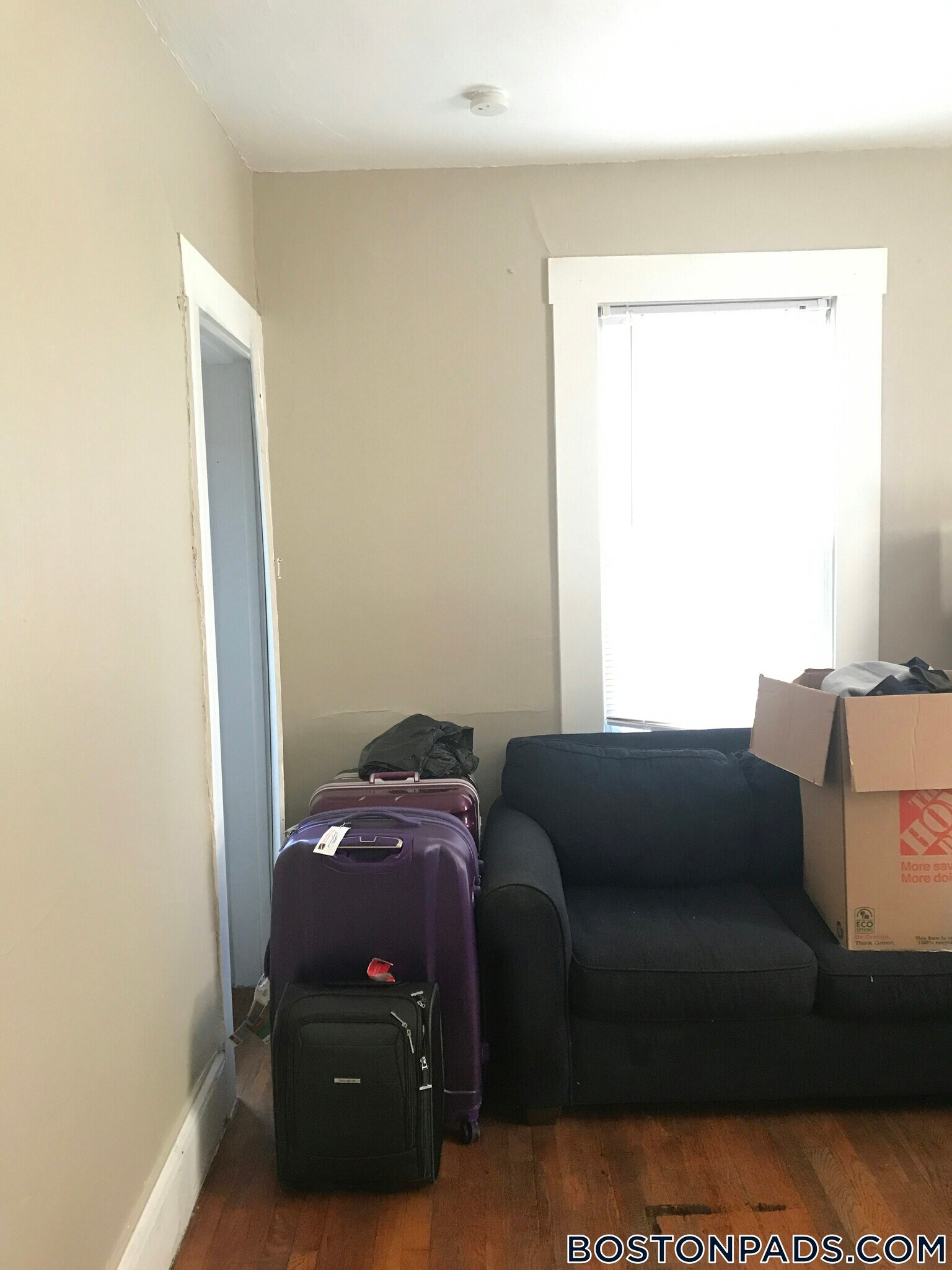 Building Photo - 357 Windsor St