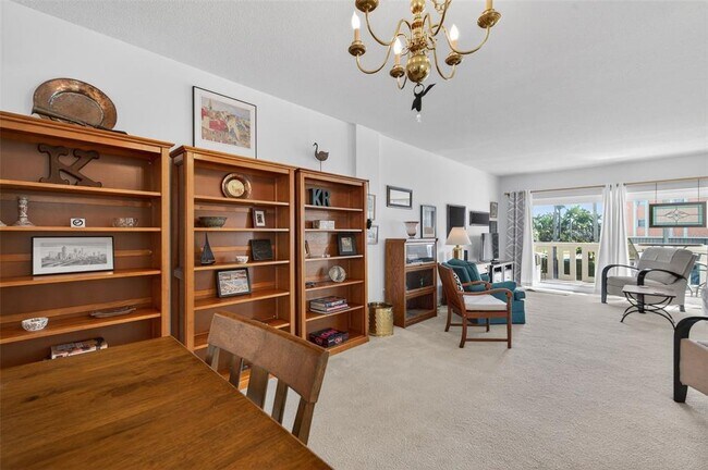 Building Photo - 1200 N Shore Dr NE