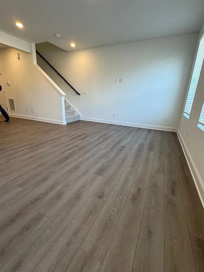 Building Photo - Stunning New Construction 3BD, 2.5BA Cary Townhome-Style Condo with a 1-Car Garage in a Prime Loc...