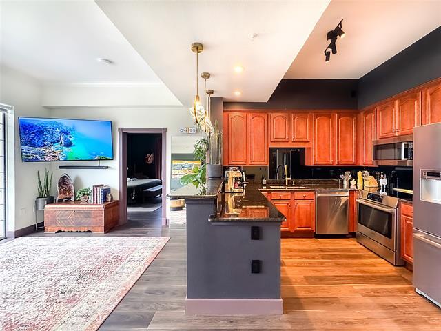 Building Photo - 3225 Turtle Creek Blvd
